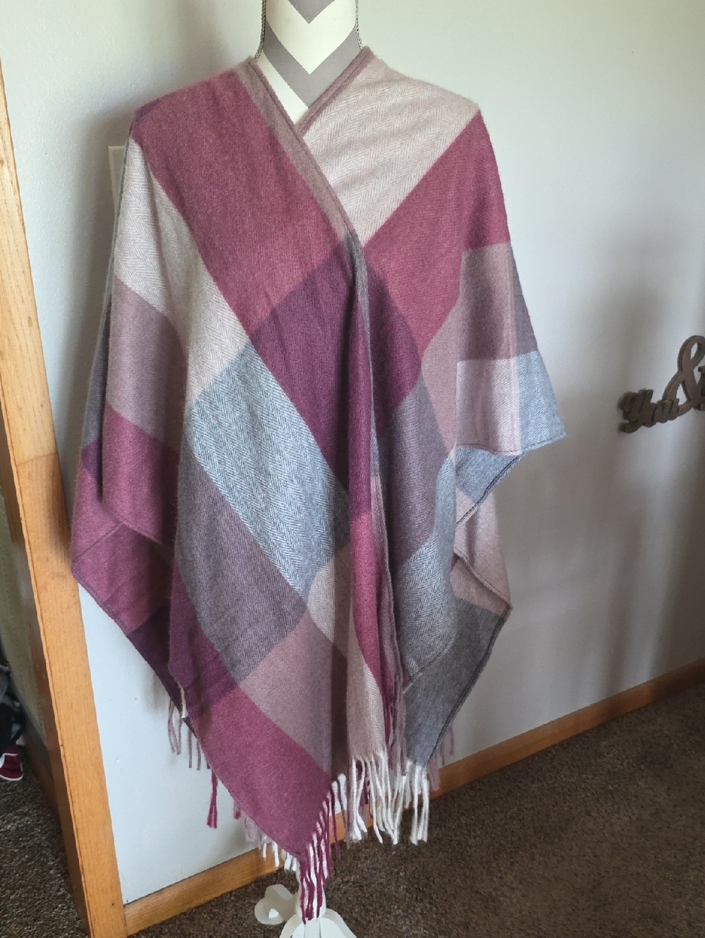 Woolrich Textured Luxe Cozy Blanket Wrap